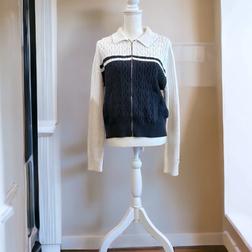 Tommy Hilfiger Women’s Cable Knit Sweater - Picture 4 of 5